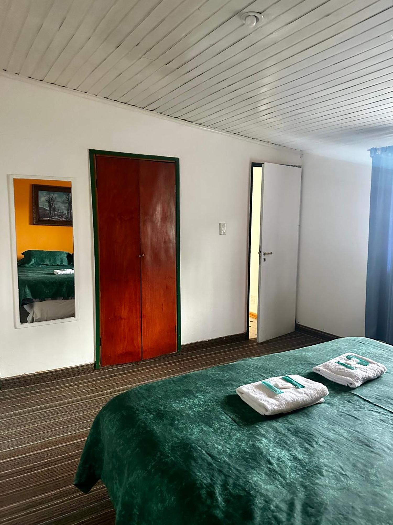 Amancay, Hostal Patagonico Hotel El Calafate Bagian luar foto