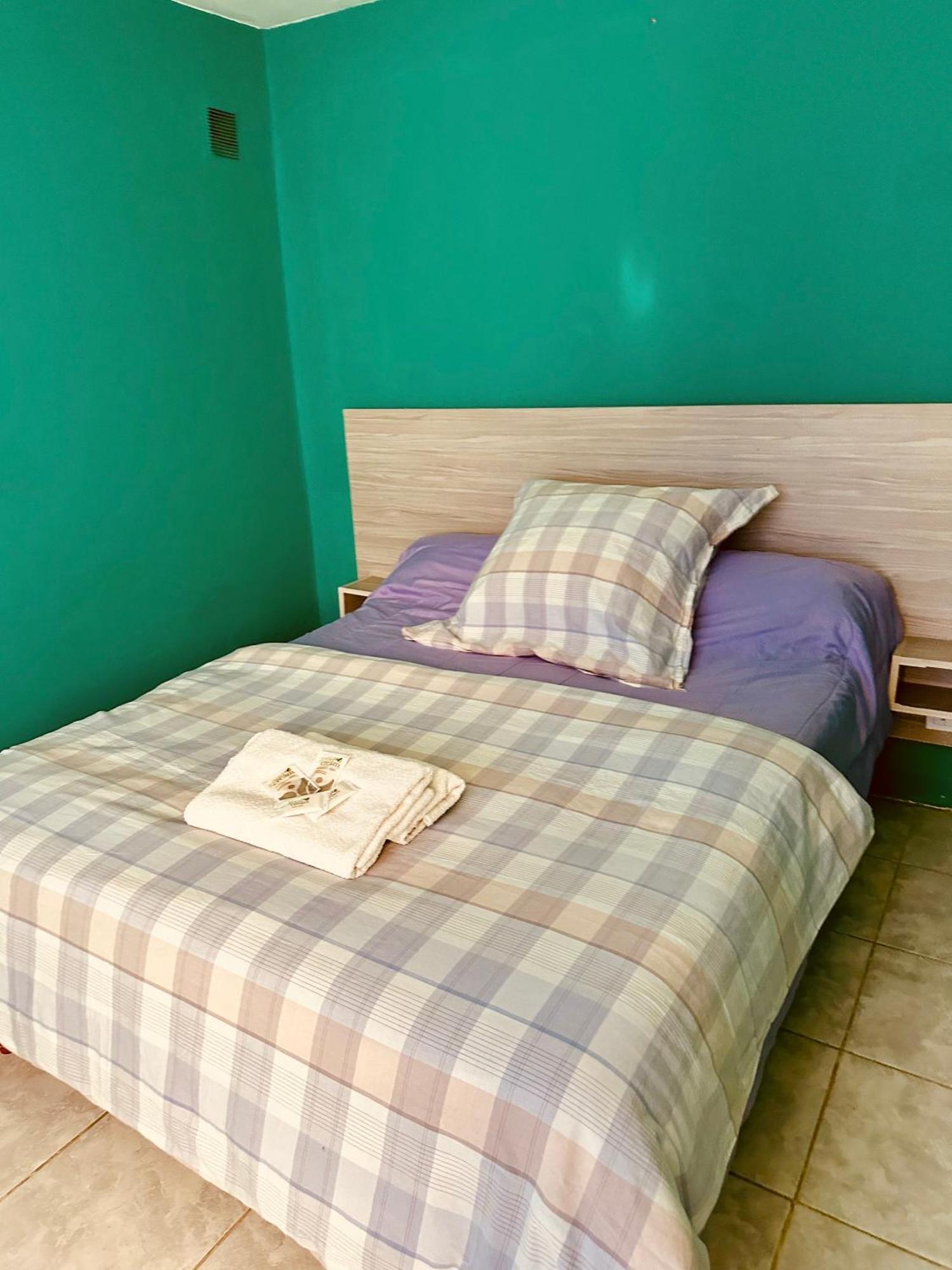 Amancay, Hostal Patagonico Hotel El Calafate Bagian luar foto